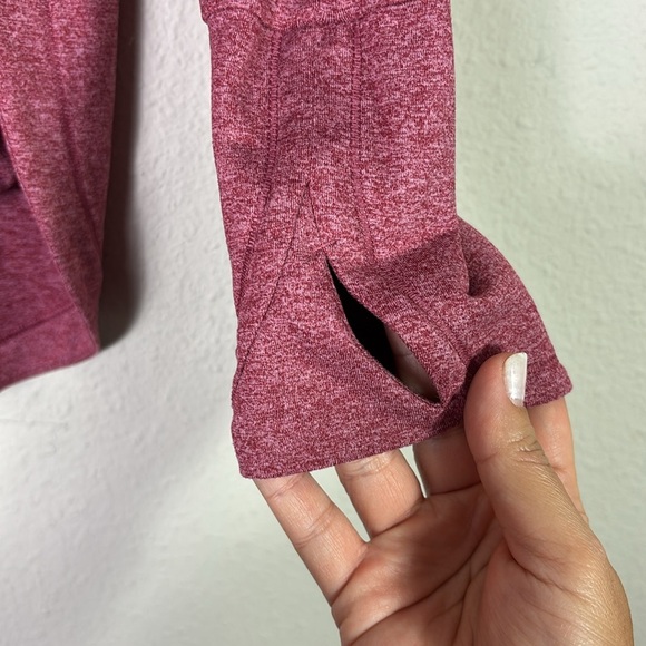 Athleta Burgundy Pink Long Sleeve Crew Neck Uptempo Top Curved Hem Side Slits L - Picture 5 of 9